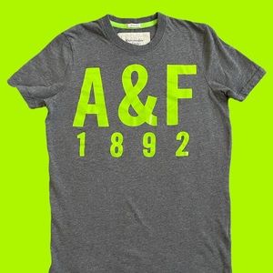 A&F MUSCLE TEE LARGE